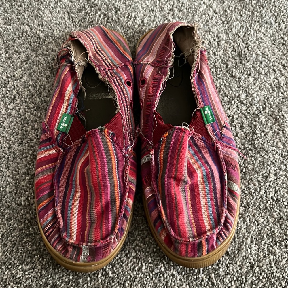 Sanuk canvas flats